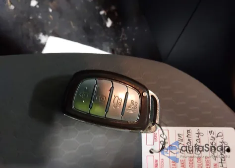 2019 Hyundai Elantra Value Edition из США, поврежденный, VIN 5NPD84LF4KH446563